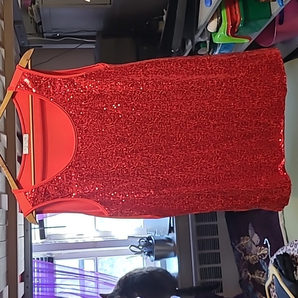 IN'VOLAND ladies RED         Size 16W Sequin Tank Top
